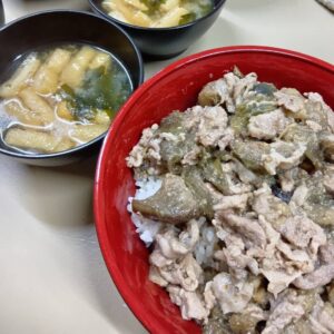 先日の給食はこれでした